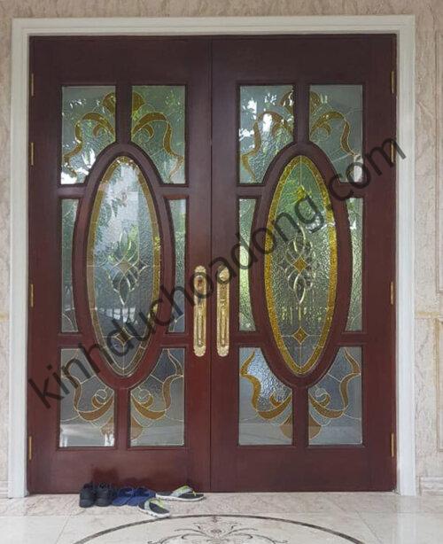 Cửa kính hoa đồng mặt tiền