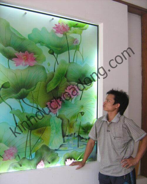 Tranh kính điêu khắc hoa sen