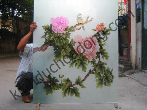 Tranh kính điêu khắc hoa lá