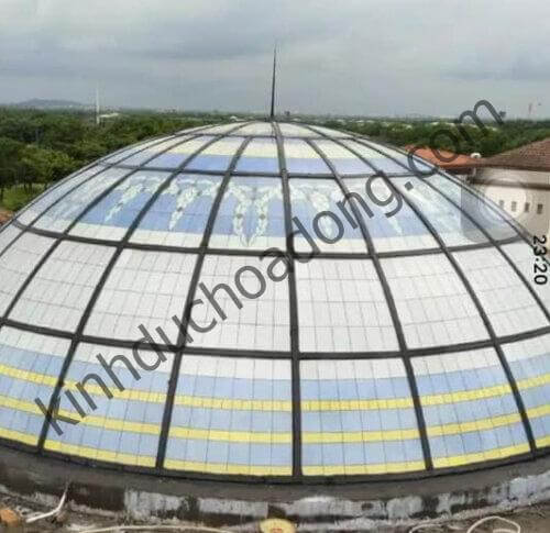 Mái kính nẹp chỉ đồng hình cầu